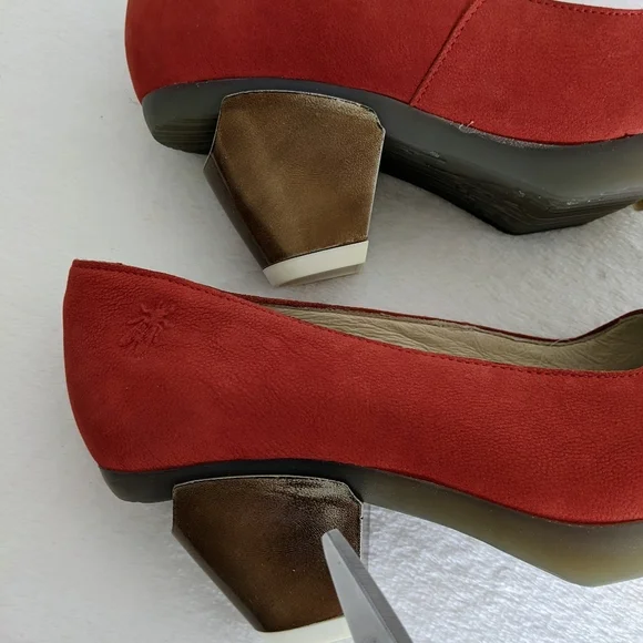 FLY London Suede Peep Toe Beveled Metallic Heel Burnt Orange EU40 9-9.5 NWOB - Picture 14 of 16